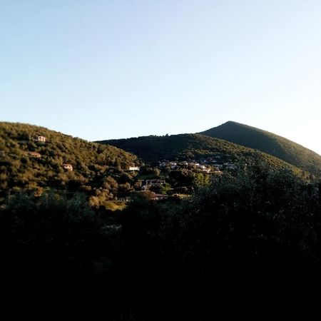 Lily Home_Lefkada ~ Private Country House Kondaraíni 외부 사진