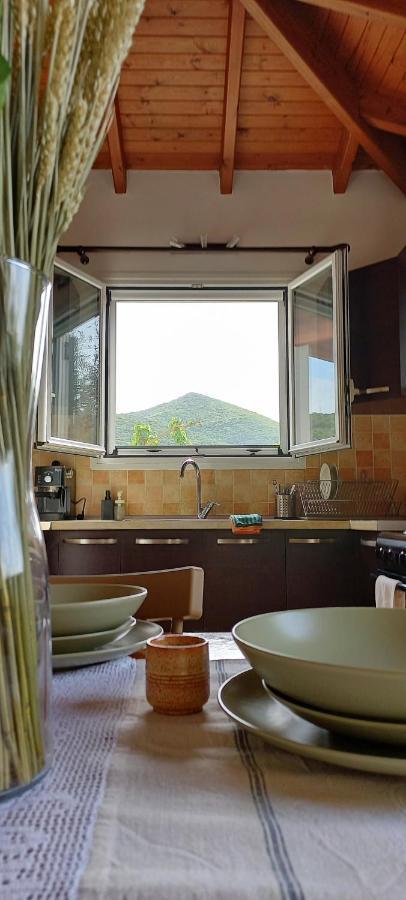 Lily Home_Lefkada ~ Private Country House Kondaraíni 외부 사진